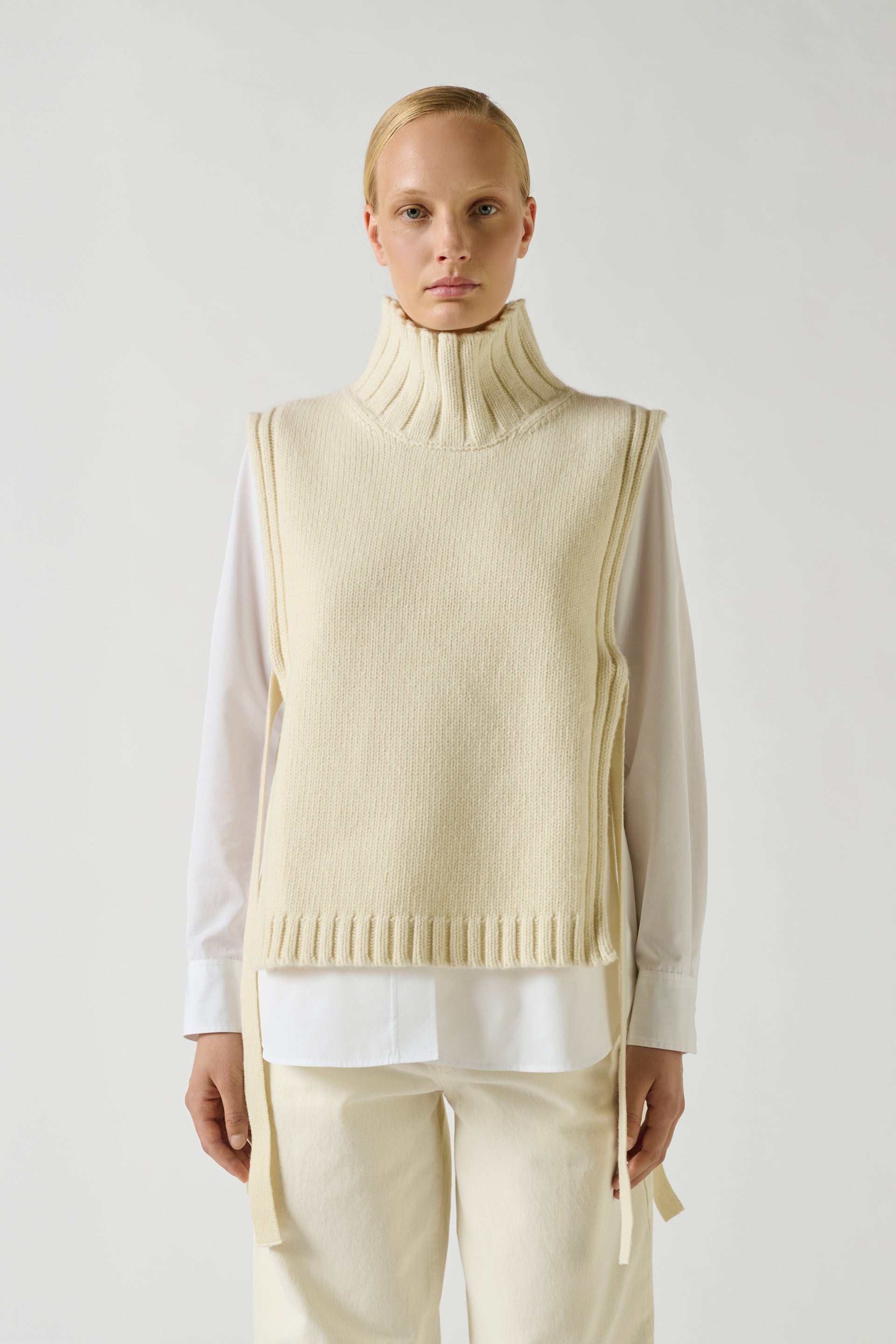 OFF-WHITE OR PULLOVER