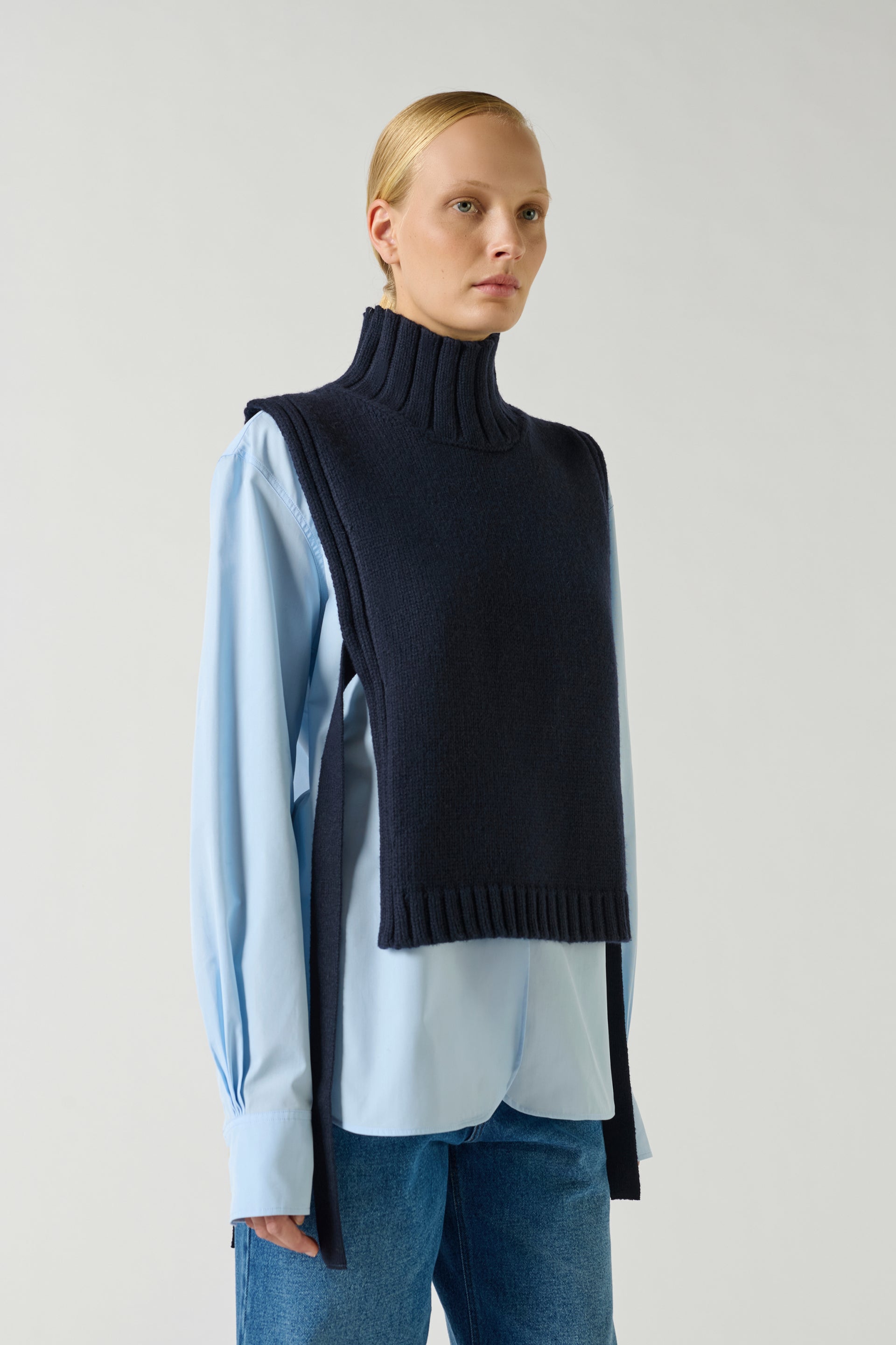 OR NAVY JUMPER