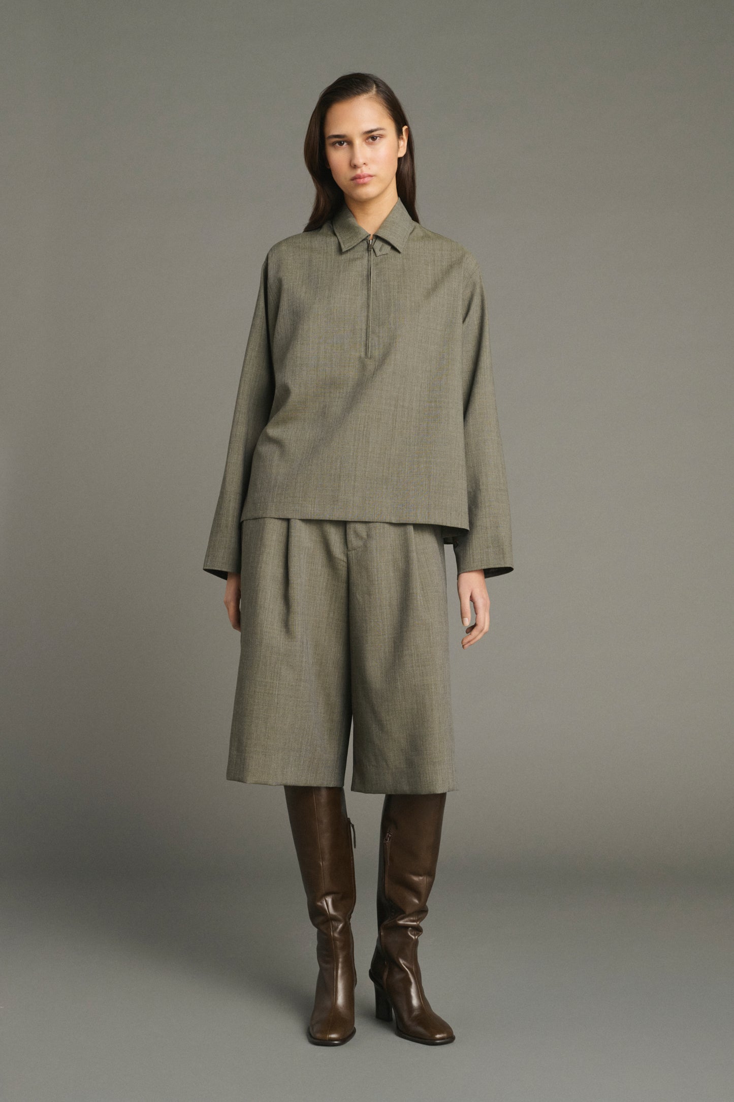 Louison Bermuda Shorts - Grey-Green - Wool - Women